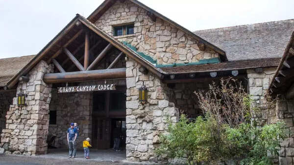 Grand Canyon Lodge fire (4)