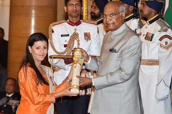 Nouf Al Marwaai receiving the Padma Shri in 2018/Image: X Nouf Al Marwaai