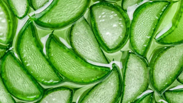 Aloe vera for hyperpigmentation: 7 natural ways to fade dark spots fast | -  The Times of India