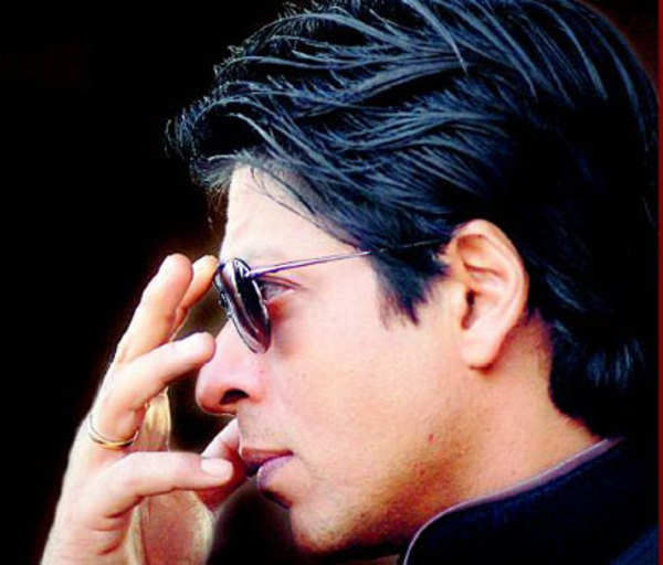 Shah Rukh Khan reveals if he's quit smoking, reacts to troll on