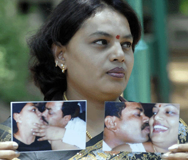 Married Bjp Mlas Kissing Photos Surface India News Times Of India