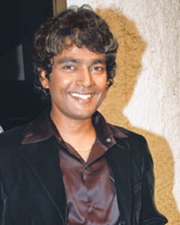 I would like to do serious roles: Navin - Times of India