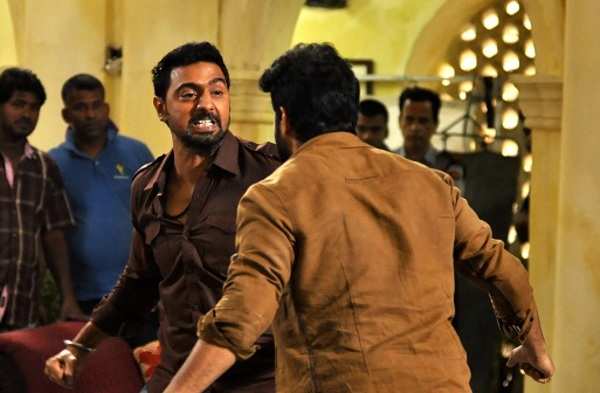 IN PICS: Dev shoots for action sequence himself | Bengali Movie News ...