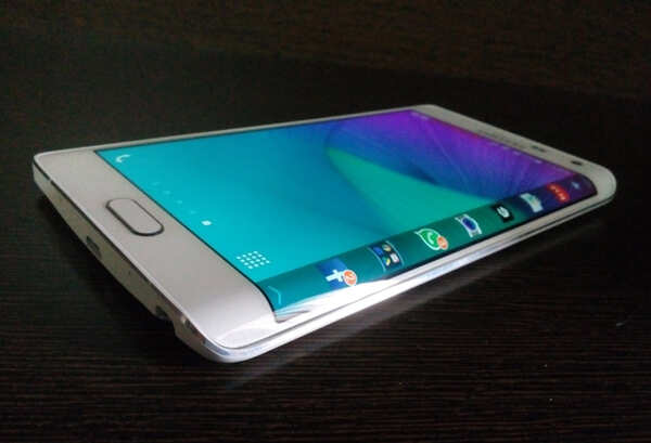 スマートフォン本体 Galaxy - SAMSUNG GALAXY Note Edge SC-01G  White Amazon | docomo GALAXY Note Edge SC-01G （ホワイト