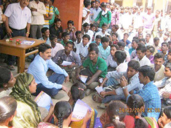 IAS officer DK Ravi who 'exposed tax frauds' found dead in Bengaluru