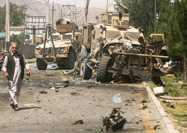 Suicide Bomber Attacks Nato Convoy In Kabul - Times Of India