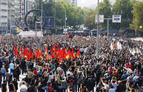 Thousands rally in Ankara to remember victims of bombings - Times of India