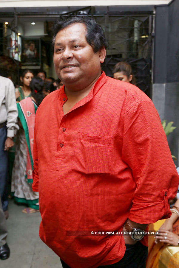 Kharaj Mukherjee Pictures