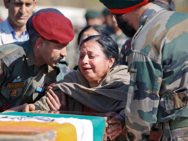 Tearful adieu for martyrs of Pampore encounter | India News - Times of ...