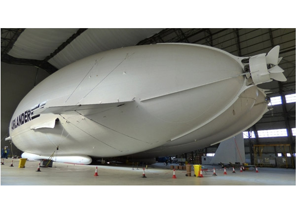 Airlander 10, world's longest aircraft, revealed in new pictures ...