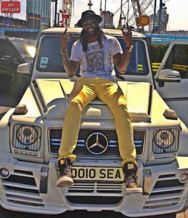 adebayor-- merc-- insta