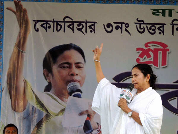Mamata Banerjee campaigning PTI