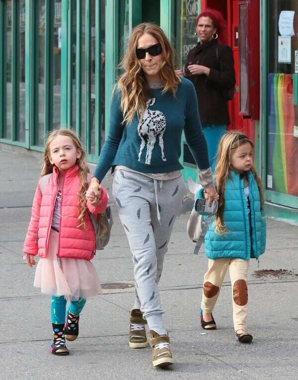 sarah-twins