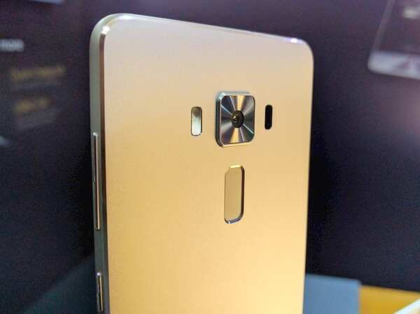 asus_zenfone_3_deluxe_camera