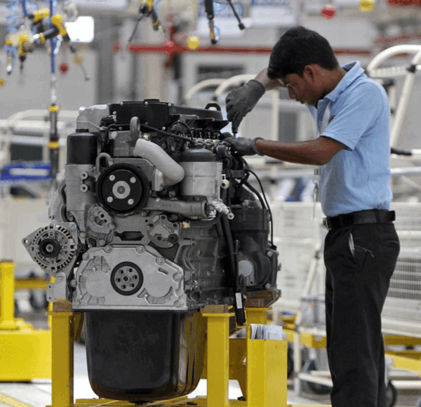 Daimler showcases 'Made in India' trucks, eyes more global markets ...