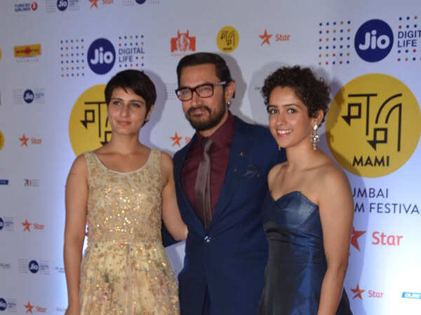 Aamir Khan with Dangal co stars