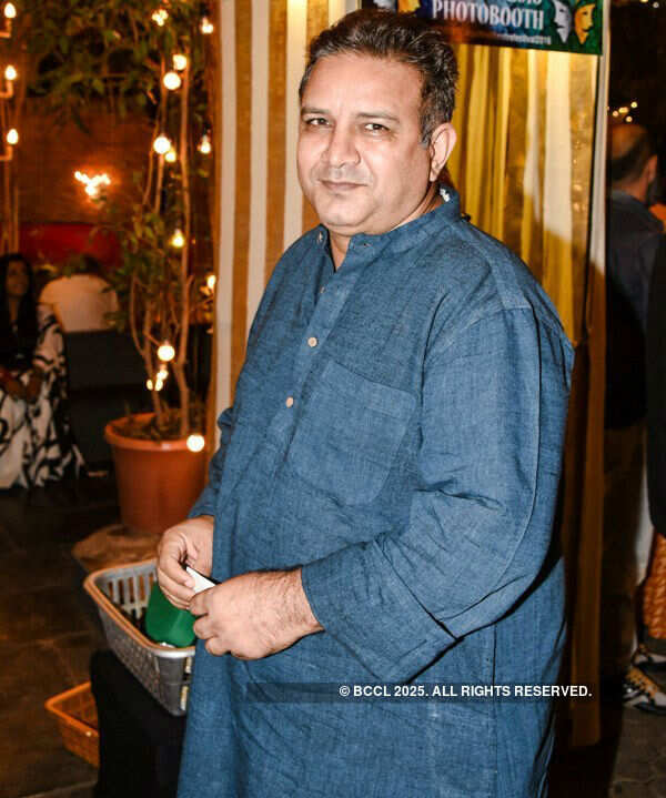 Kumud Mishra Images