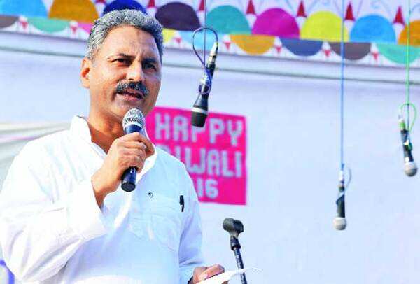 Mahmood Farooqui