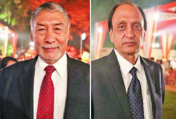 Vetsop Namgyel (L), the Bhutanese ambassador and SP Bansal, president, Delhi & District Cricket Association (BCCL)