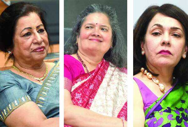 (L-R) Kusum Ansal, Jayanti Dalmia, treasurer, FLO and Vinita Bimbhet, president, FLO (BCCL)