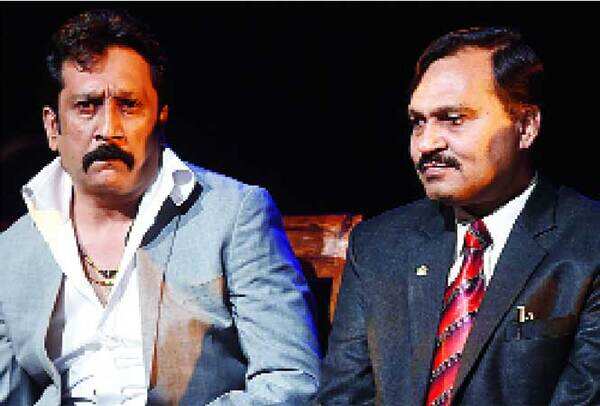 Mukesh Tiwari with NK Sinha (BCCL)