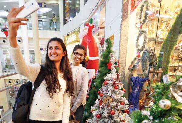 Time for a selfie with Christmas tree in the backdrop (BCCL)