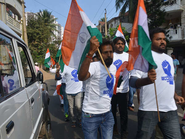 status-protest1-vizag-TOI