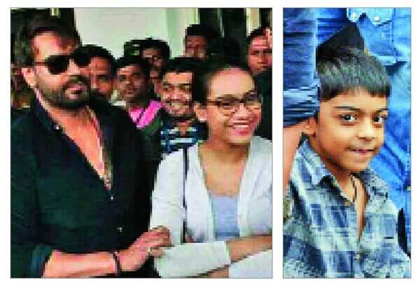 (L-R) Ajay Devgn with daughter Nysa and son Yug at the Jodhpur airport (BCCL)
