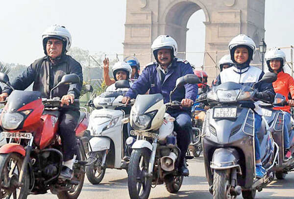 To spread traffic awareness, a bike rally was organised at India Gate (BCCL)