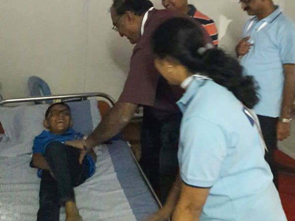 6-yr-old Boy Injured By Raina's Six During India-Eng T20 Final ...