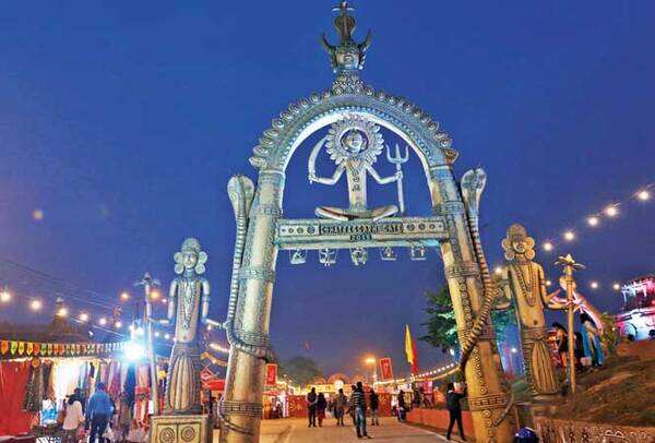 AND SOME DETAILING: The Chhattisgarh gate set up there(BCCL/ Ajay Kumar Gautam)