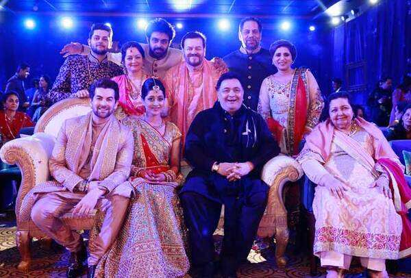 Rishi Kapoor and Pamela Chopra (seated, extreme right) were part of the sangeet and sang some songs too