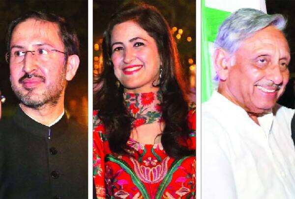 (L-R) Syed Haider Shah, Deputy High Commissioner, Pakistan High Commission, his wife Pulwasha and Mani Shankar Aiyar (BCCL)