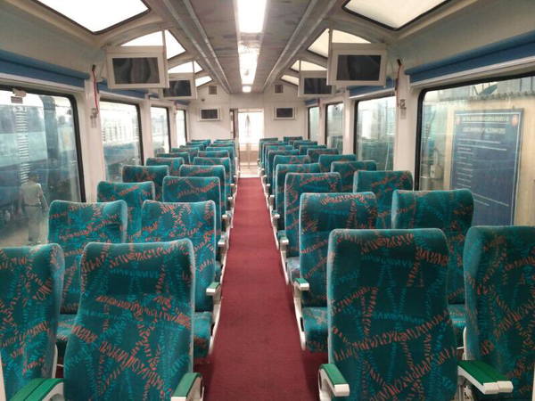 Vistadome-Coach1-ed