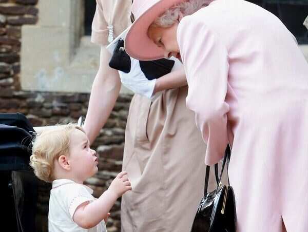 Queen-Coolest Grest-Grandmother