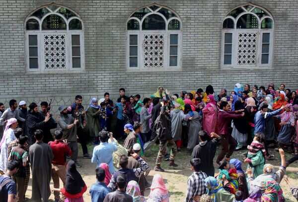 MILITANTS FUNERAL