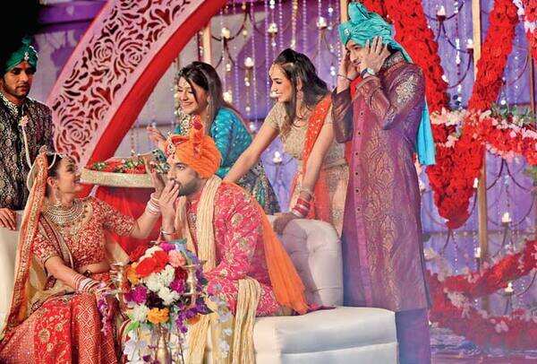 Samiksha Jaiswal and Karan Vohra in scenes from the wedding sequence shoot