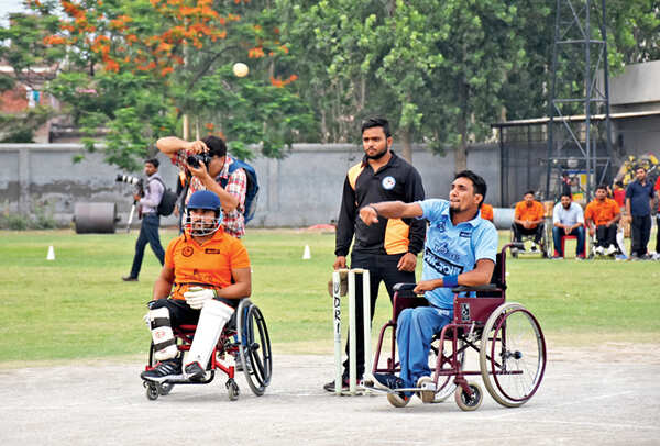 Players on the field​ (BCCL/ Vishnu Jaiswal)