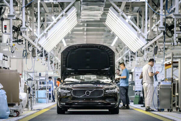 volvo cars 3