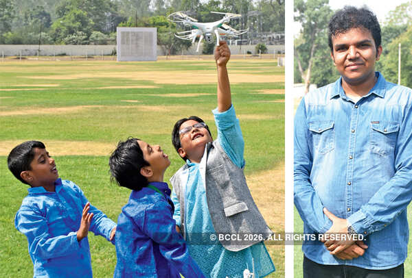 Faaz, Vyom and Divy (R) Milind Raj (BCCL/ Vishnu Jaiswal)
