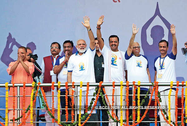 (L-R) UP CM Yogi Adityanath, PM Narendra Modi, Dep CM Keshav Prasad Maurya, Governor Ram Naik and Dep CM Dr Dinesh Sharma (BCCL/ Farhan Ahmed Siddiqui)