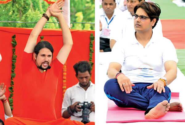 (L) Swami Anandgiri (R) Bhanu (BCCL/ Pankaj Singh)