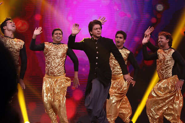 SRK ANUSHKA (2)