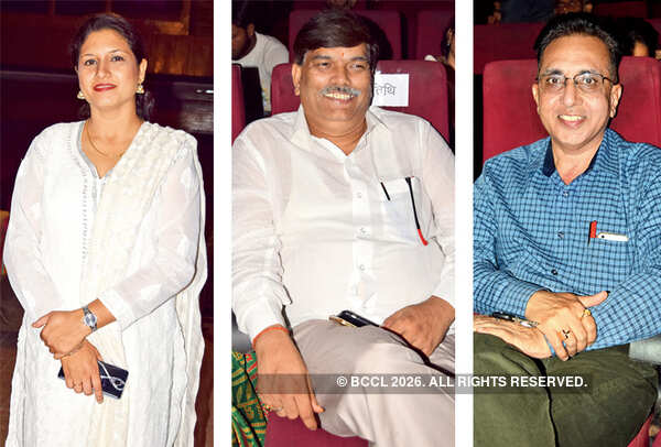 L-R Deepshikha, Dr Akhilesh Mishra and Dr R N Srivastava (BCCL/ Farhan Ahmad Siddiqui)