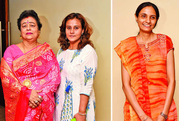 Kumkum Roy Choudhary and Priyanka Sarkar (R) Radhika Sood (BCCL/ Vishnu Jaiswal)