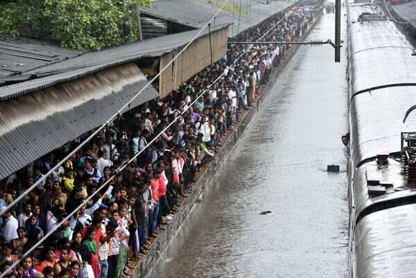 Mumbai Rains: Rains wreak havoc in Mumbai; Met office predicts more ...