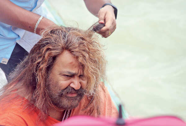 Mohanlal while shooting in Varanasi. He plays a tribesman from an ancient Kerala tribe in the movie (BCCL/ Arvind Kumar)