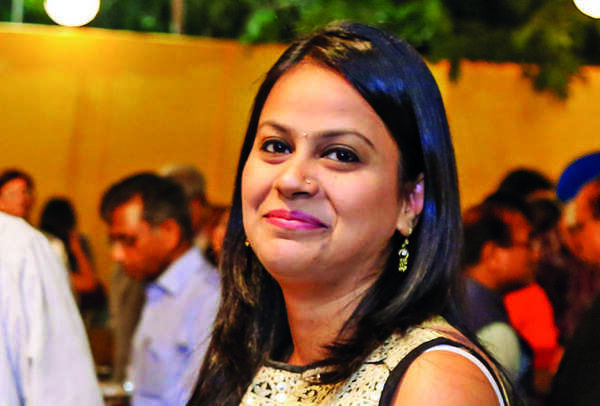 1 (19) Meenakshi