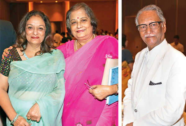 (L) Padmini Krishna and Mamta Verma (R) Prof Raj Bisaria (BCCL/ Aditya Yadav)