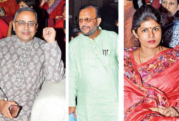 (L) Jayant Krishna (C) Suresh Khanna (R) Swati Singh (BCCL/ Vishnu Jaiswal)